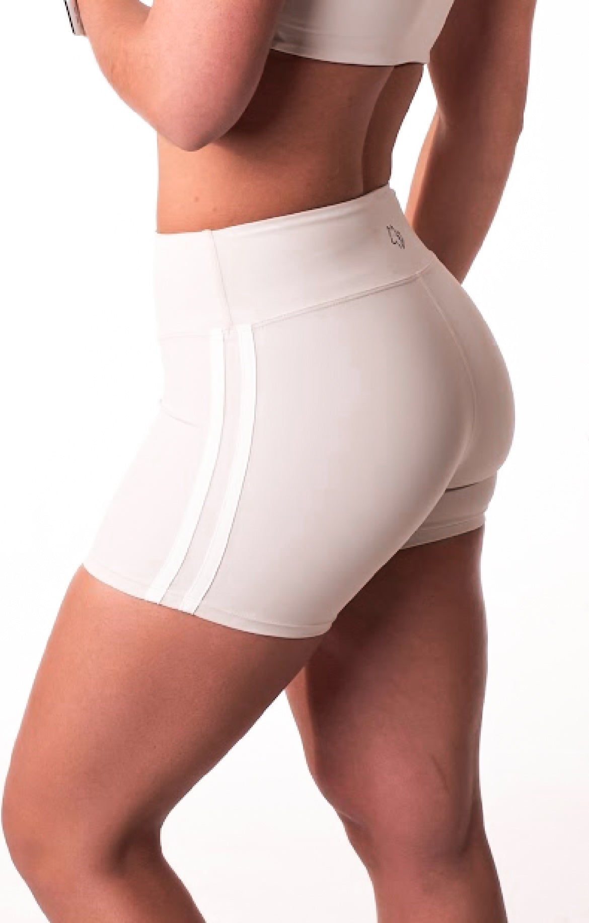 ELITE grey short